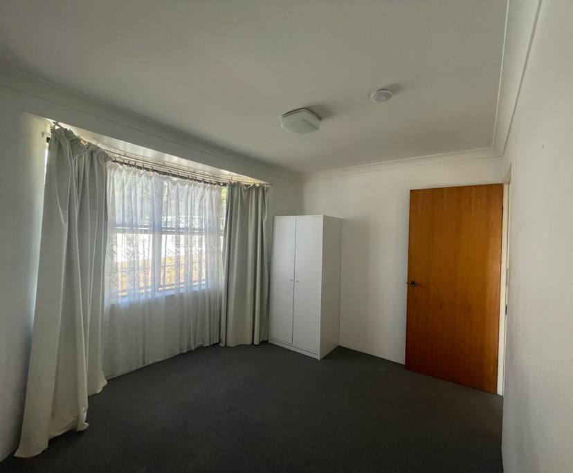 Unfurnished room with own bathroom