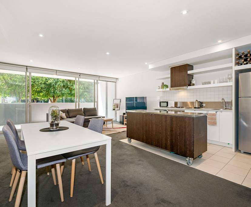 $390, Flatshare, 2 bathrooms, South Yarra VIC 3141