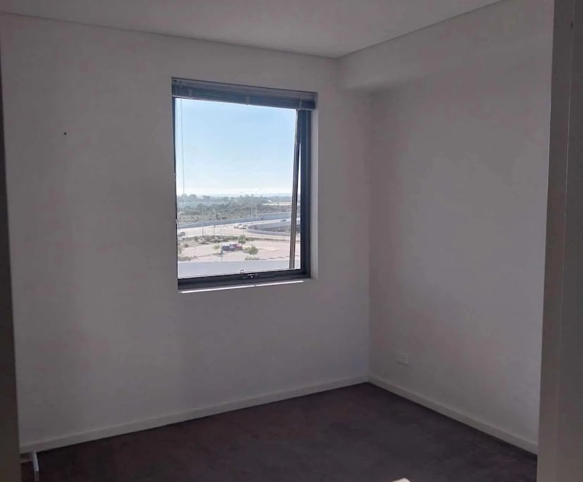Unfurnished room with own bathroom