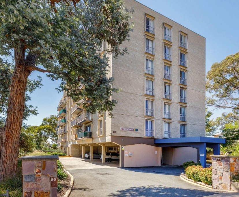 Whole Property for Rent in Queanbeyan, Canberra 4...