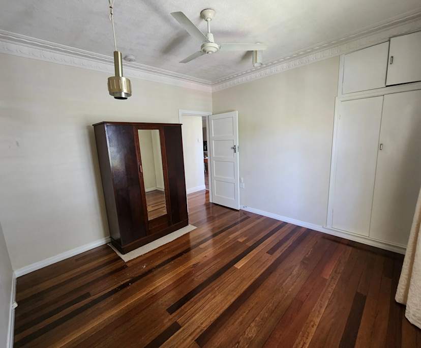 Unfurnished room in a share house