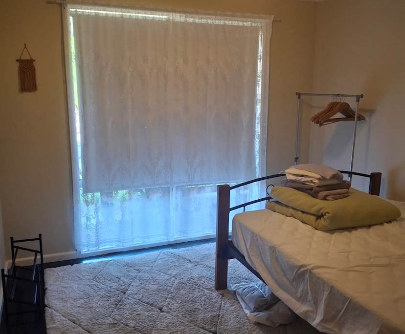 Room in a share house