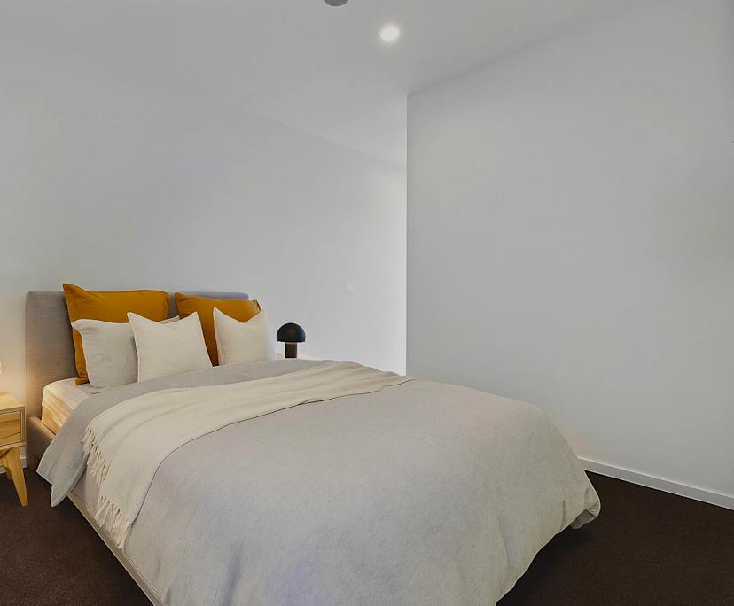 Unfurnished room in a flatshare