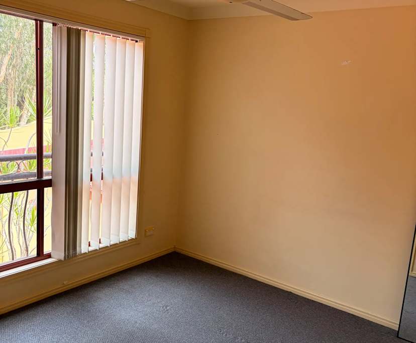 Unfurnished room with own bathroom