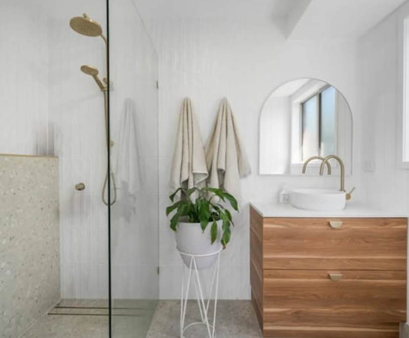 Whole property with 3 rooms for rent