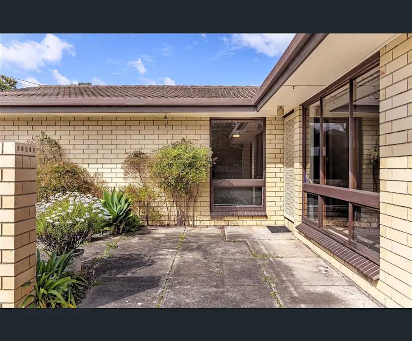 Unfurnished room in a share house