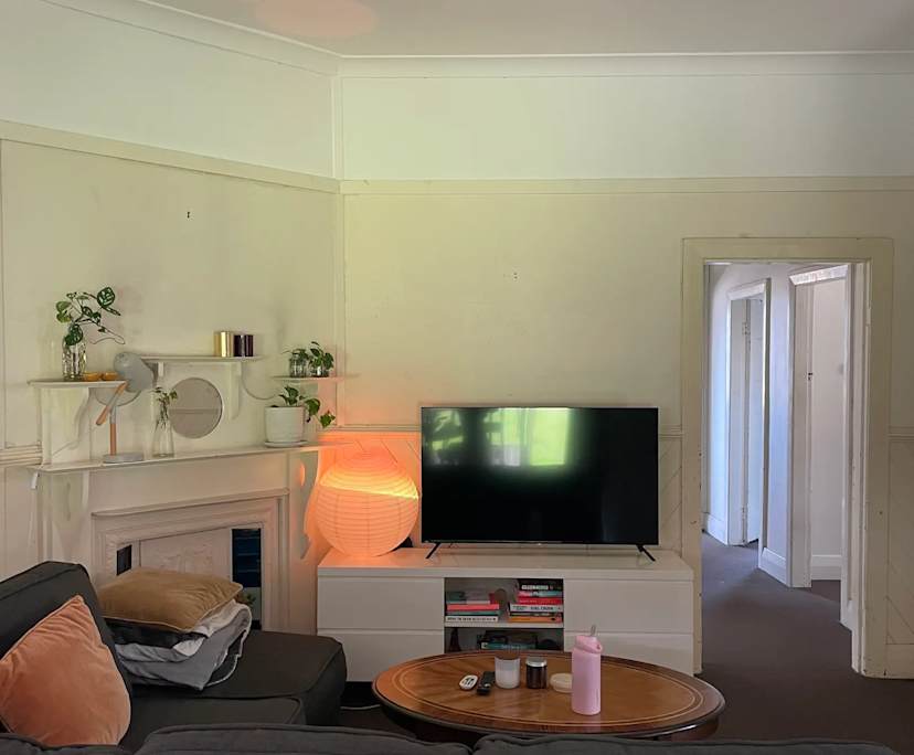 Room in a share house