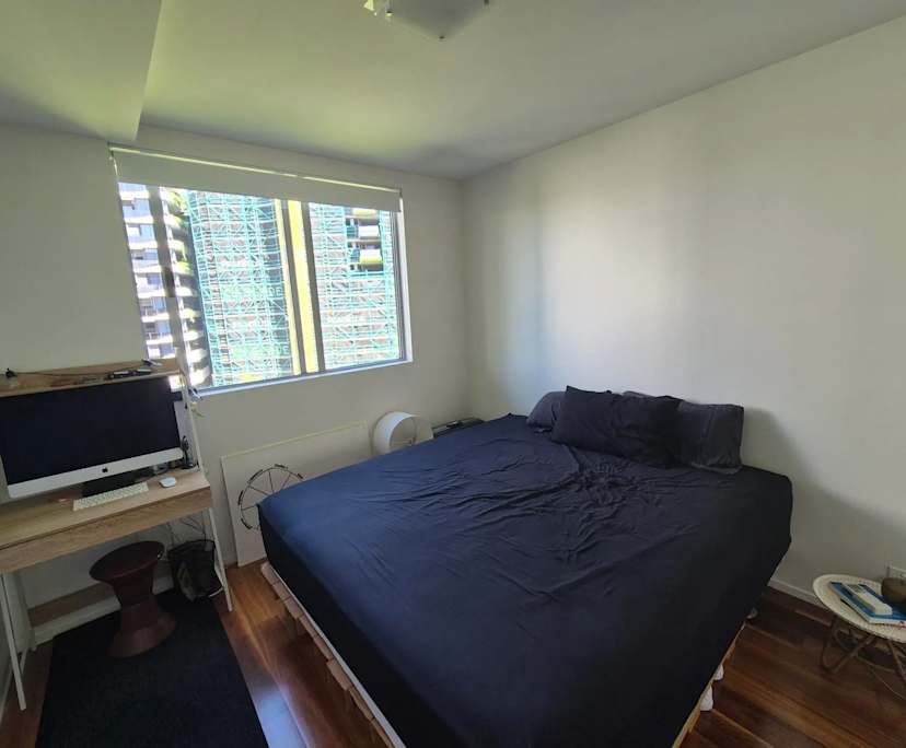 Unfurnished room with ensuite in a flatshare