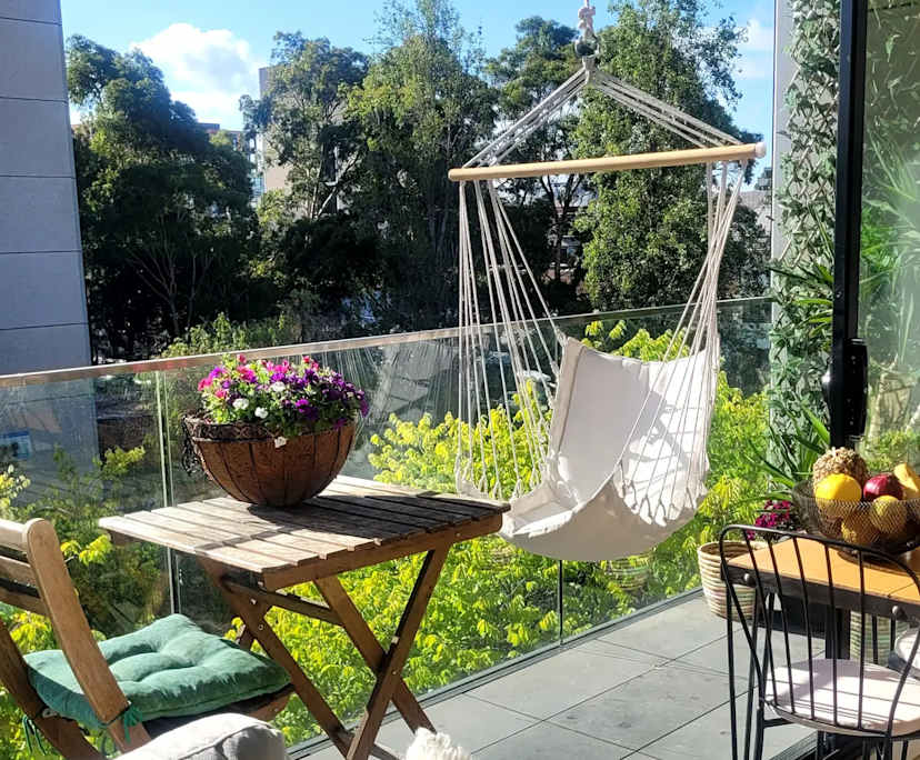 Whole property with 1 room for rent