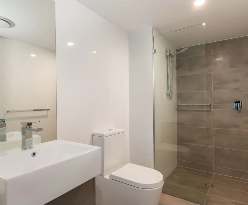 $250, Flatshare, 2 bathrooms, East Brisbane QLD 4169