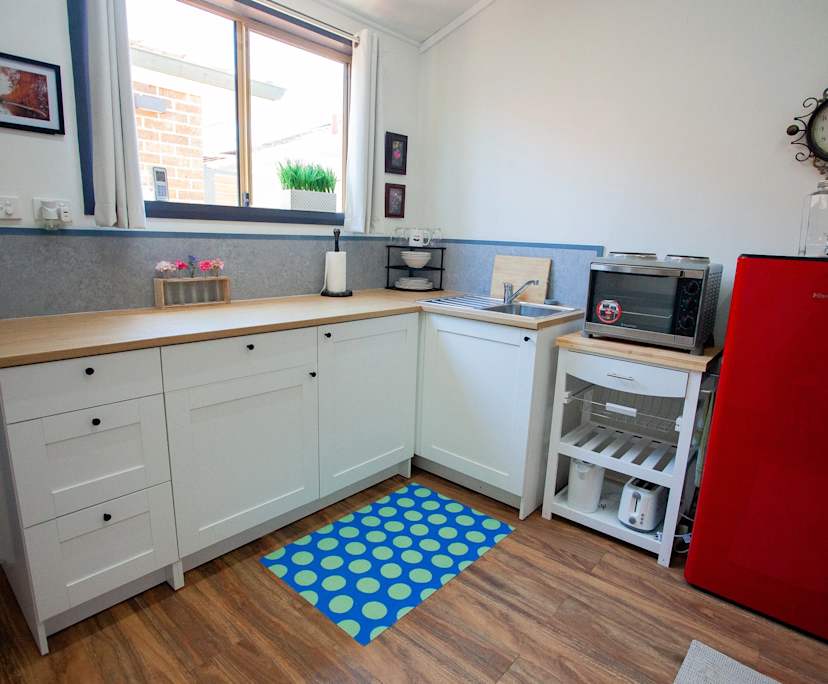 $450, Studio, 1 bathroom, Caversham WA 6055