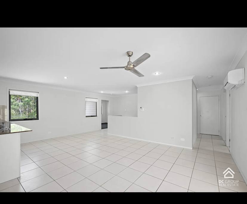 $350, Share-house, 4 bathrooms, Springfield Lakes QLD 4300