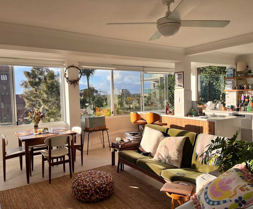 $750, Whole-property, 2 bathrooms, Coolangatta QLD 4225