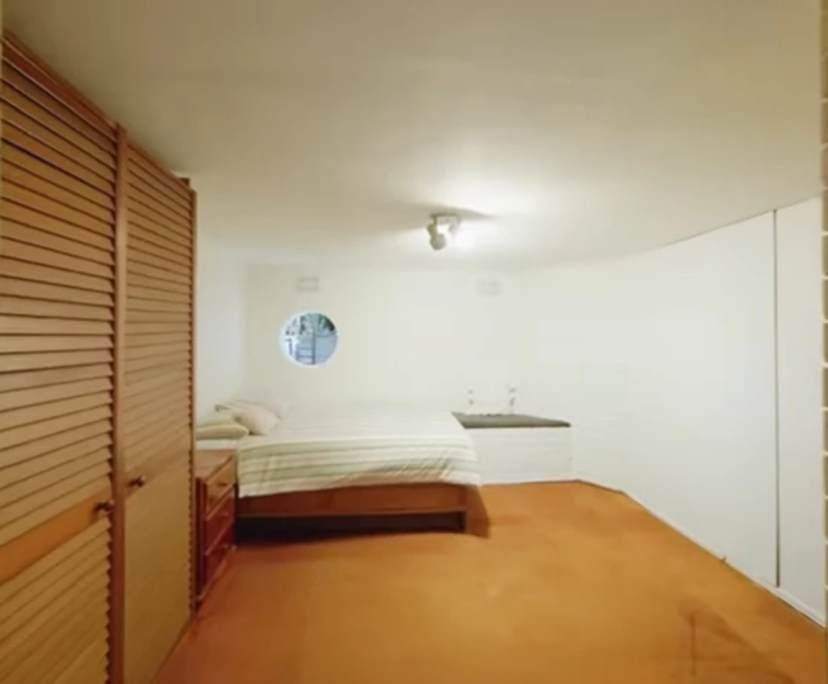 $495, 1-bed, 1 bathroom, Lugarno NSW 2210