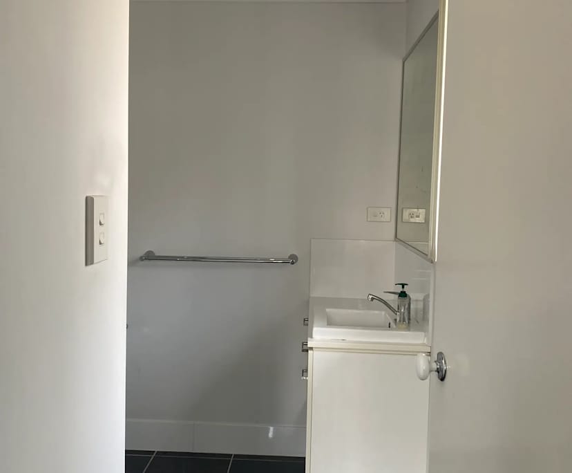 $350-400, Share-house, 2 rooms, Forest Lake QLD 4078, Forest Lake QLD 4078