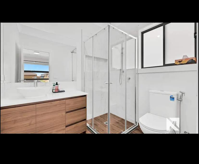 Furnished room with ensuite in a share house
