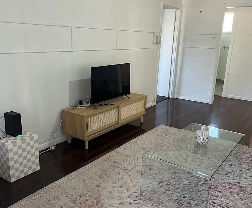 Whole property with 2 rooms for rent
