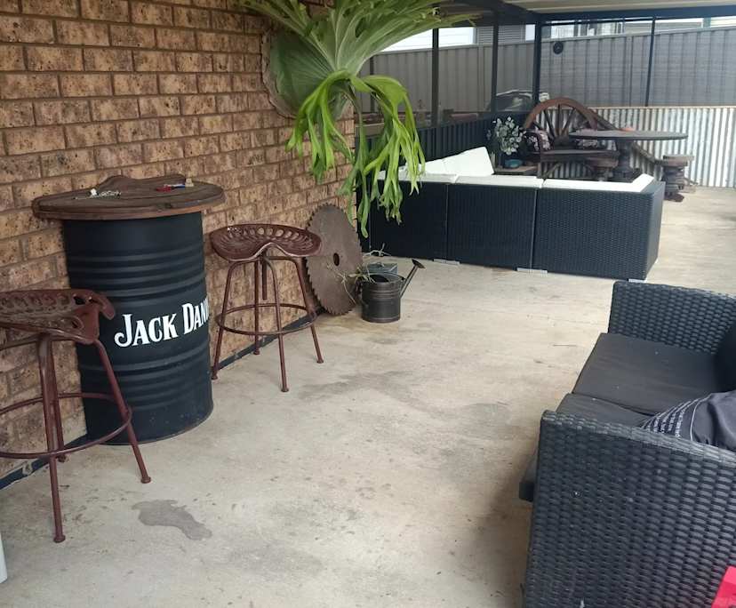 $320, Share-house, 5 bathrooms, Glenfield NSW 2167