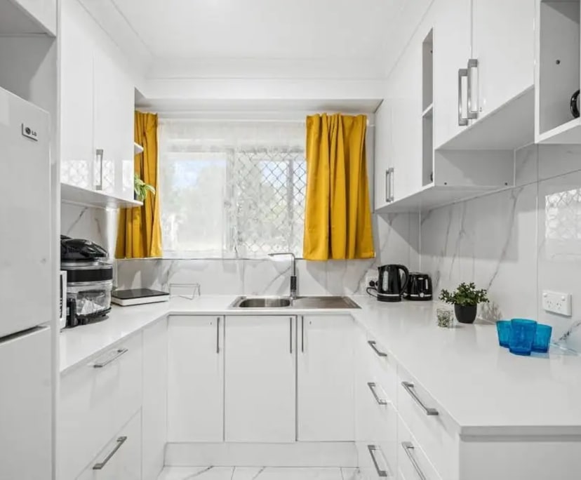 Whole property with 2 rooms for rent