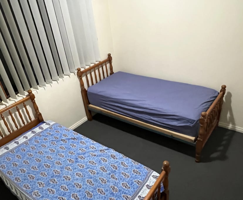 Furnished room in a flatshare