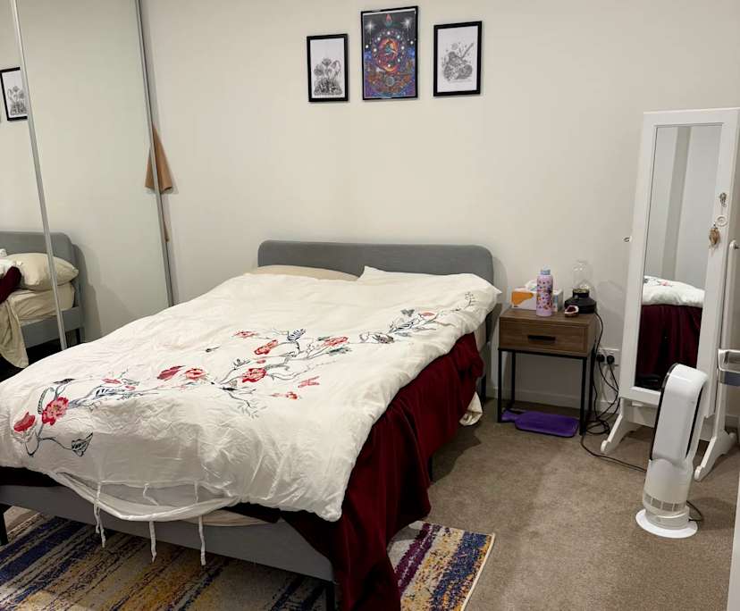 Whole property with 2 rooms for rent