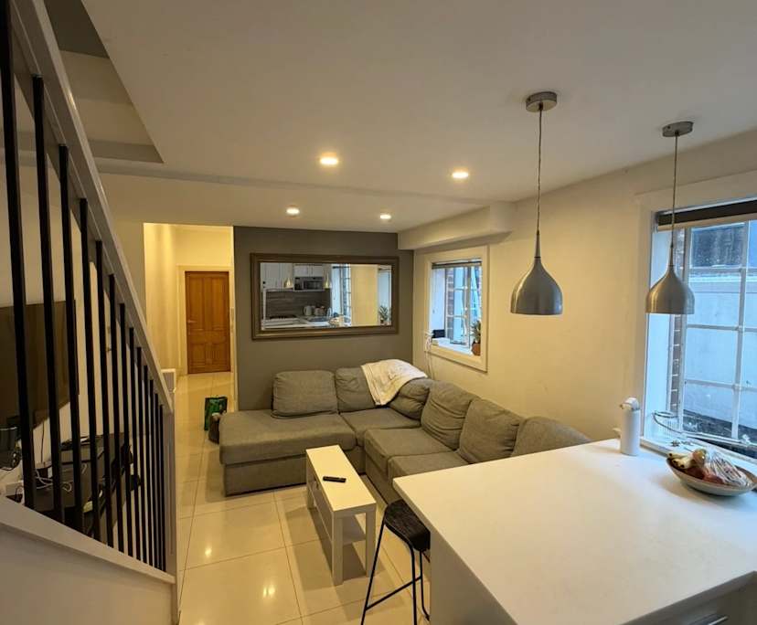 Whole property with 4 rooms for rent