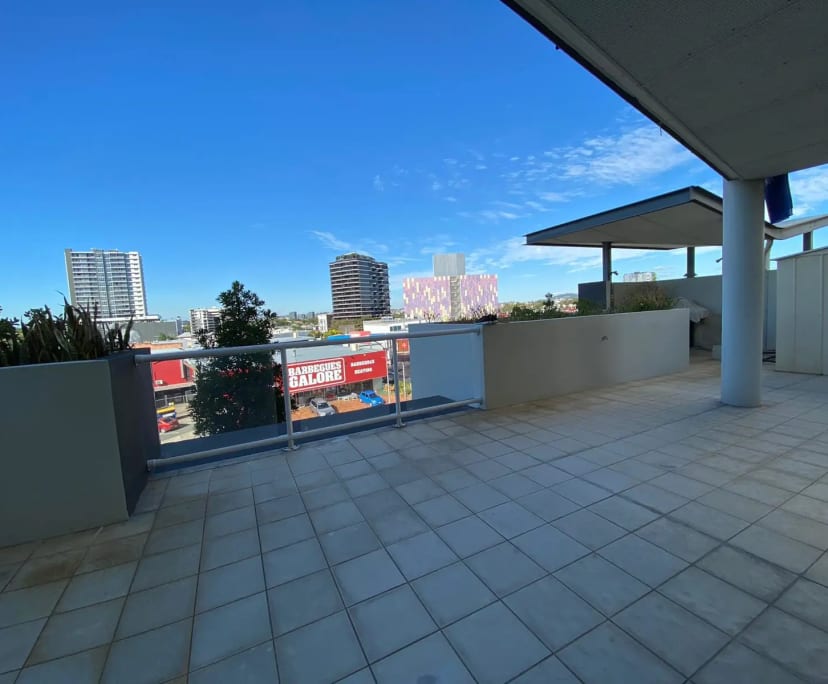 $500, Flatshare, 3 bathrooms, Woolloongabba QLD 4102