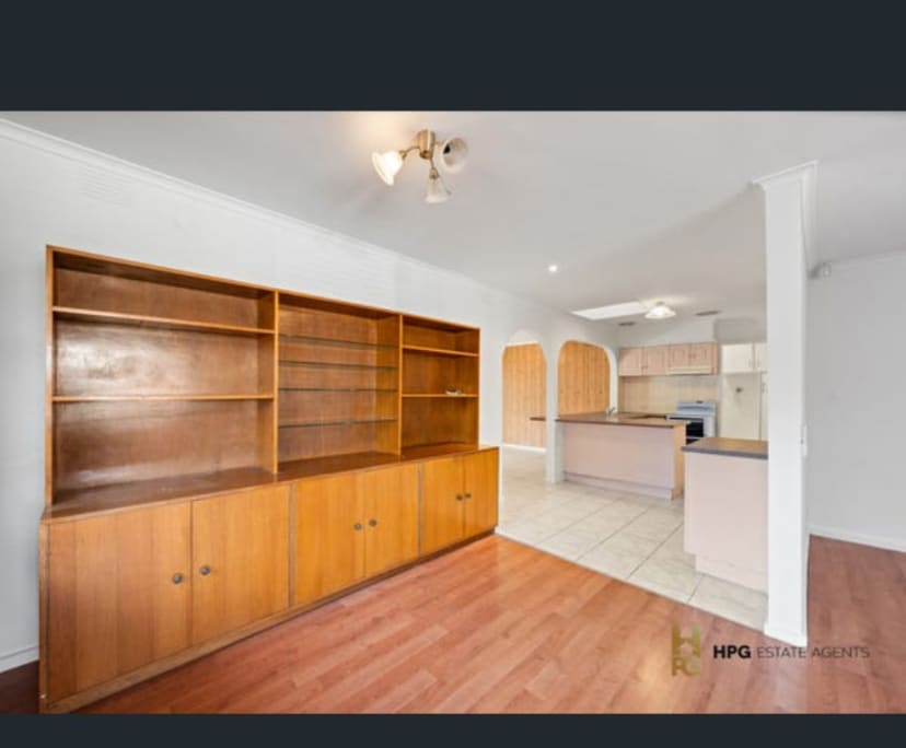 Room in a share house
