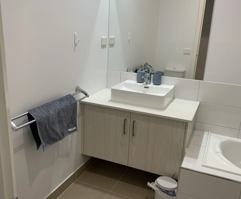Room for Rent in Diggers Rest, Melbourne 200, Fle...