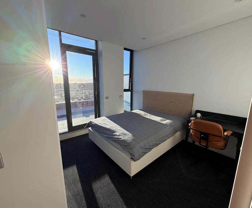 Furnished room with own bathroom