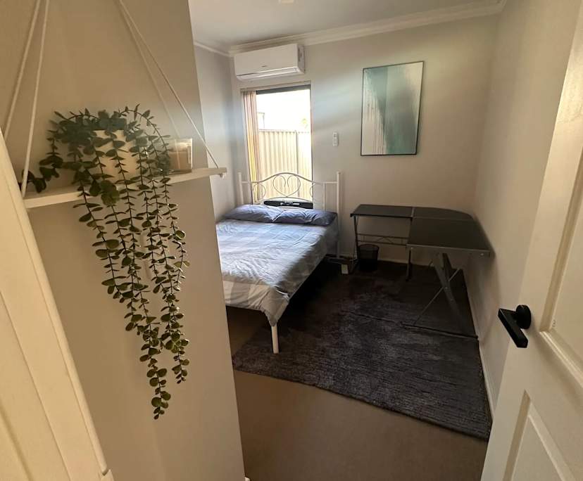 $275, Share-house, 2 rooms, Nollamara WA 6061, Nollamara WA 6061