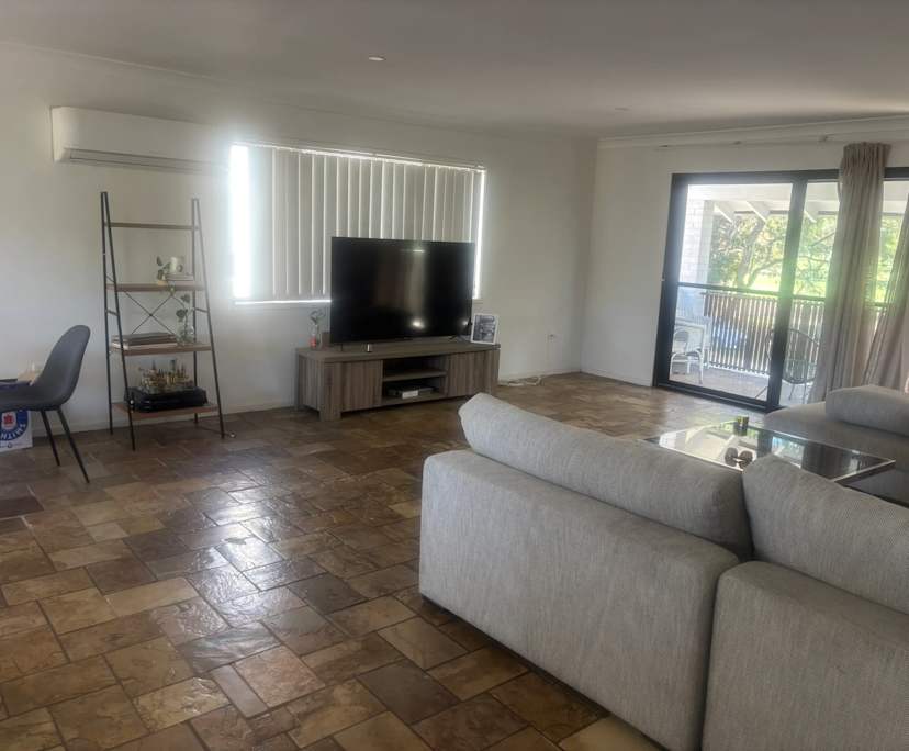 Unfurnished room in a share house