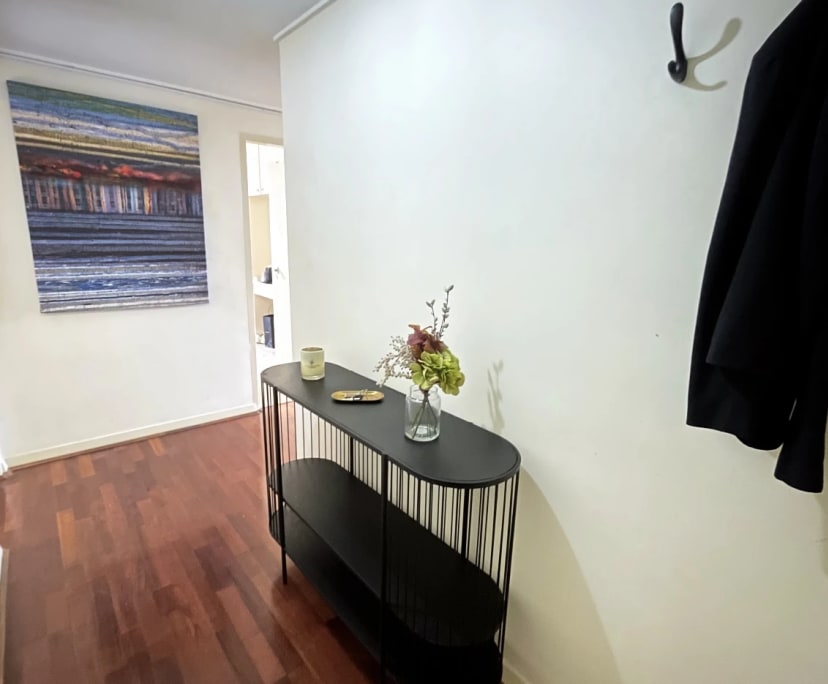 Room for Rent in Toorak, Melbourne 450, Furnished...