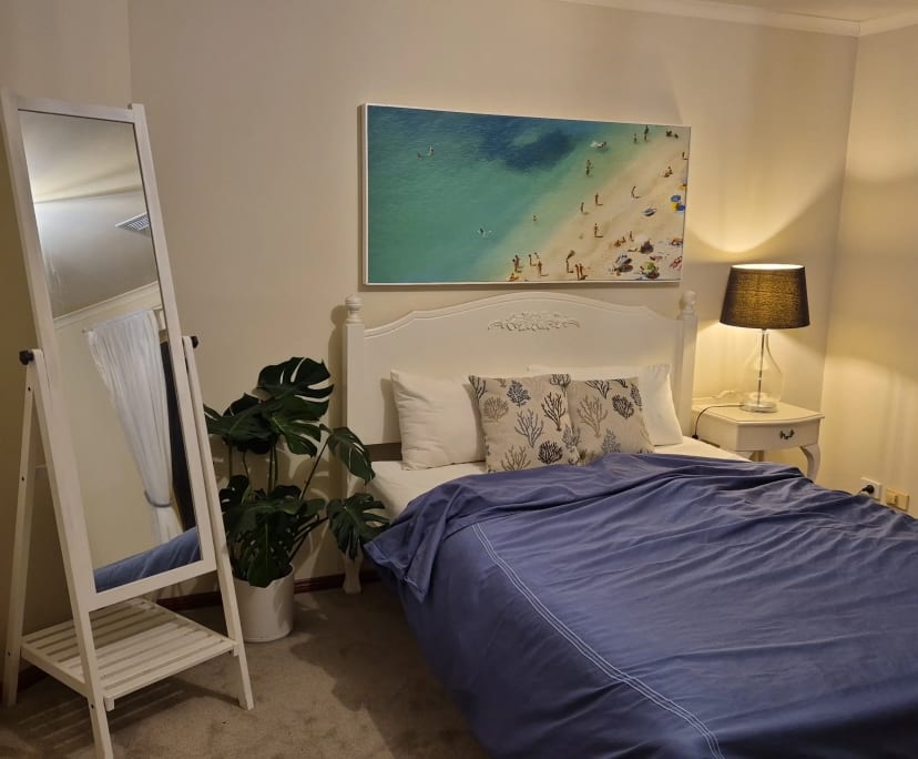 Furnished room in a share house