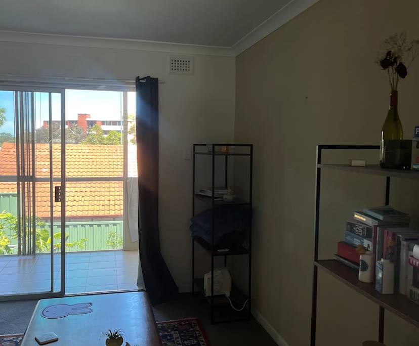 Furnished room in a flatshare