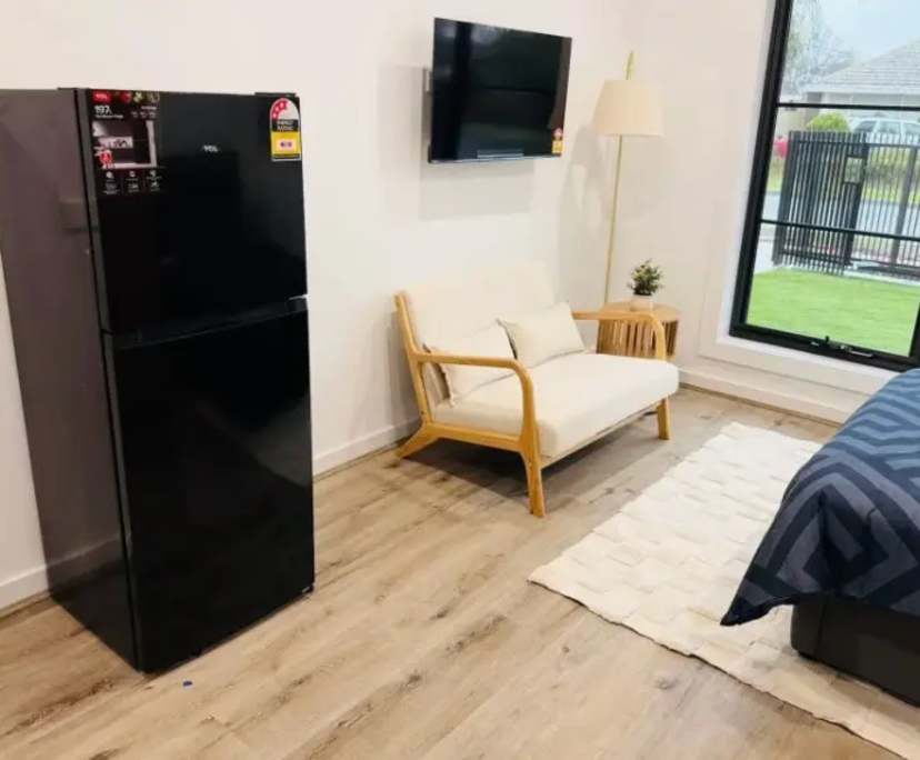 Furnished room with ensuite in a share house