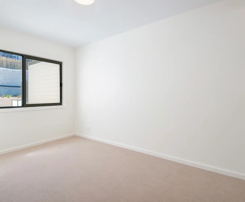 Unfurnished room in a share house
