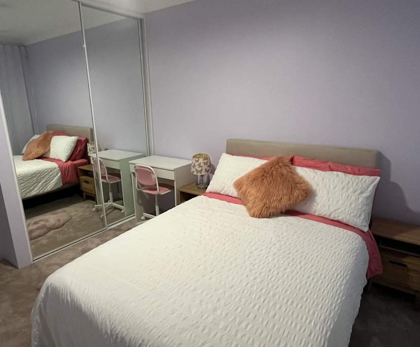 Furnished room with own bathroom