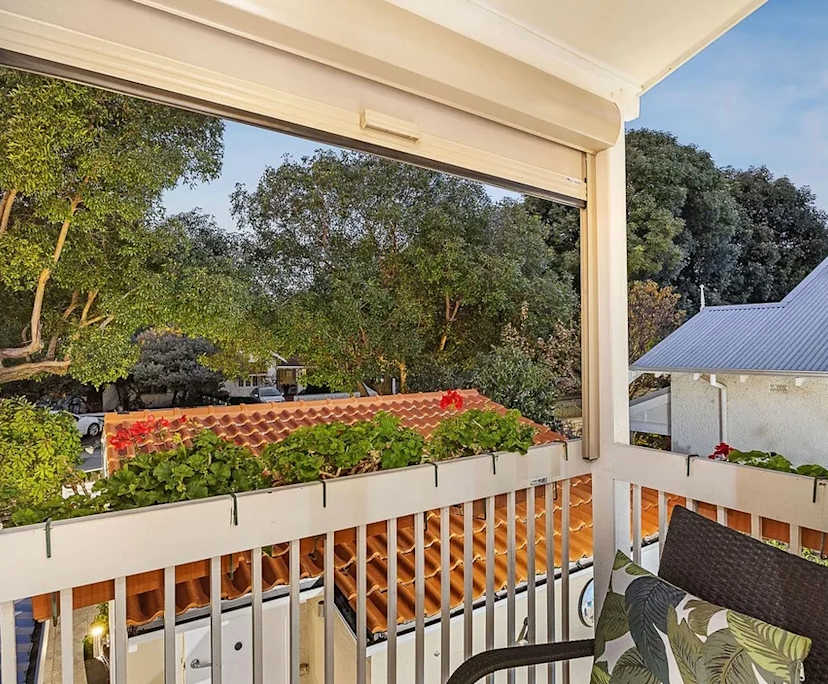 $450, Share-house, 3 bathrooms, Nedlands WA 6009