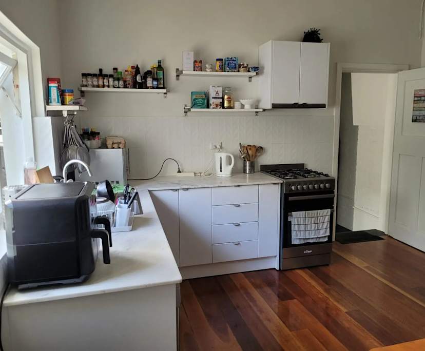 $550, Share-house, 5 bathrooms, Glebe NSW 2037