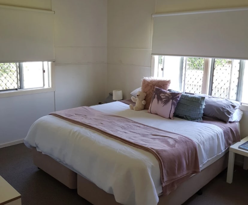 Whole property with 2 rooms for rent