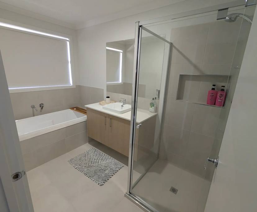 $300, Share-house, 4 bathrooms, Wyndham Vale VIC 3024