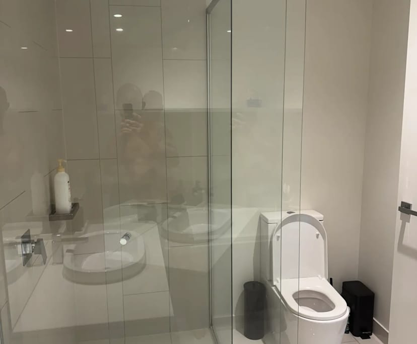 $370, Student-accommodation, 3 bathrooms, Pimpama QLD 4209