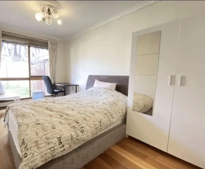 Furnished room in a share house