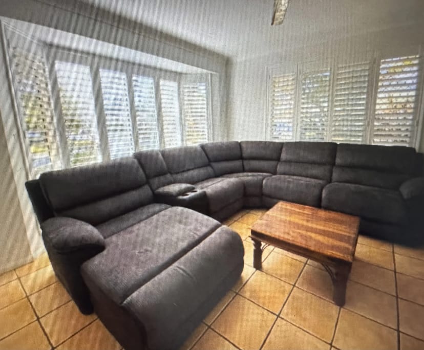 Furnished room in a share house