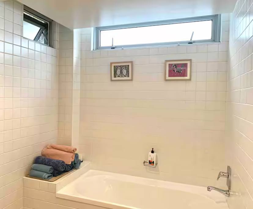 $690, Flatshare, 2 bathrooms, Zetland NSW 2017