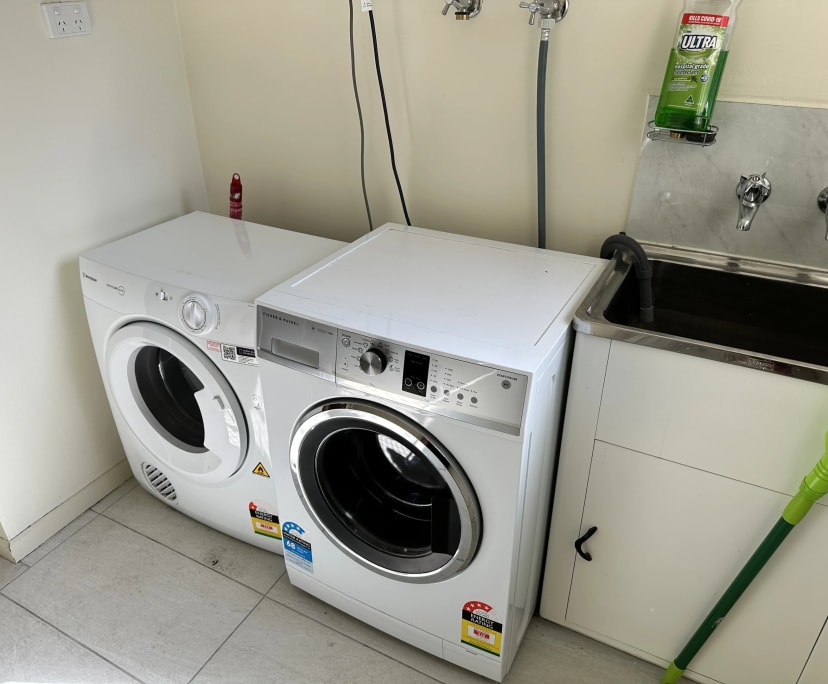 $280, Share-house, 6 bathrooms, Kensington VIC 3031