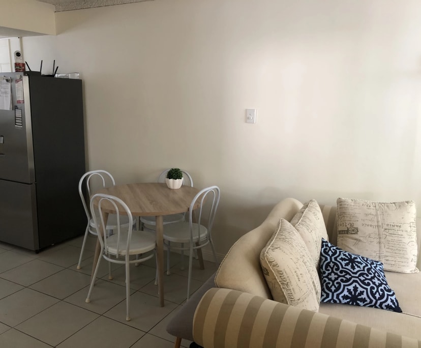 2 Rooms for Rent in Hermit Park, Townsville 2353...