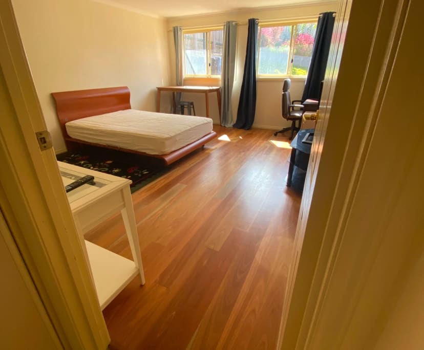 Furnished room with ensuite in a share house