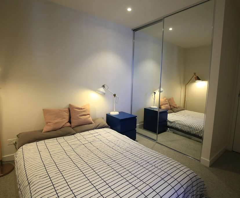 Furnished room in a flatshare